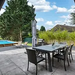Casa de Férias Grande Jardin Et Piscine Chauffee, 10 Pers *