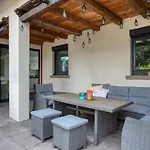 Casa de Férias Grande Jardin Et Piscine Chauffee, 10 Pers Furdenheim