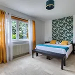 Casa de Férias Grande Jardin Et Piscine Chauffee, 10 Pers *