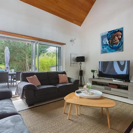Holiday home Grande Jardin Et Piscine Chauffee, 10 Pers