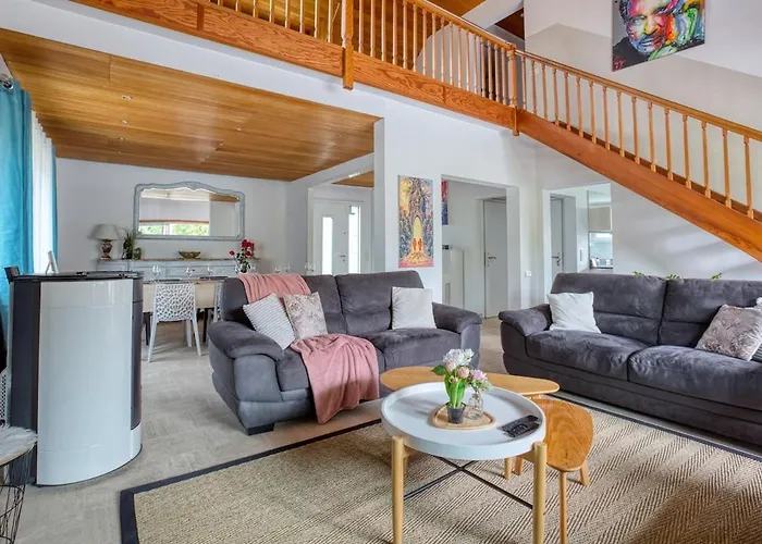 Feriehus Grande Jardin Et Piscine Chauffee, 10 Pers *