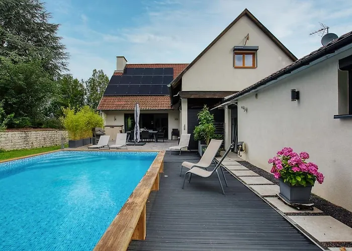 Feriehus Grande Jardin Et Piscine Chauffee, 10 Pers *
