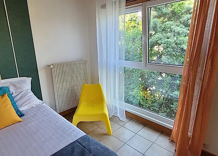 Grande Jardin Et Piscine Chauffee, 10 Pers Feriehus *