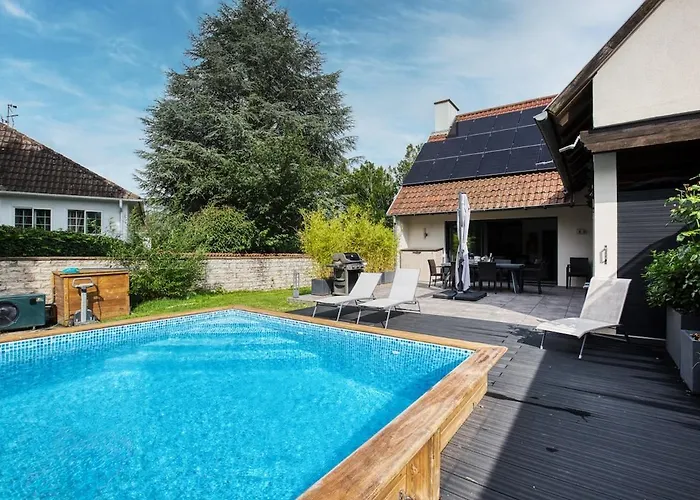 Grande Jardin Et Piscine Chauffee, 10 Pers * Furdenheim