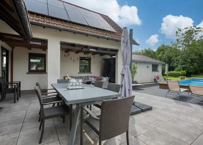 Grande Jardin Et Piscine Chauffee, 10 Pers * Furdenheim